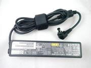 Original FUJITSU FMV-BIBLO NE6/750R laptop Netzteile