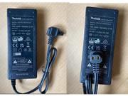 Original Makita Gm152-2400525-d Ac/dc Adapter Für Car Refrigerator 24v 5.25a 126w auf laptop-ac-adapter.de MAKITA24V5.25A126W-RF-2Holes